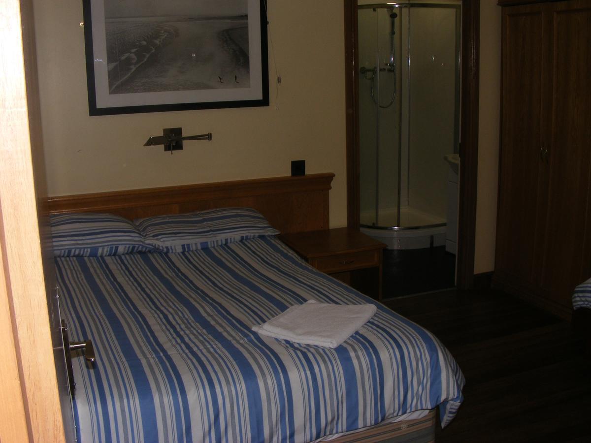 Shanahans With Sports Bar Bed & Breakfast Birmingham