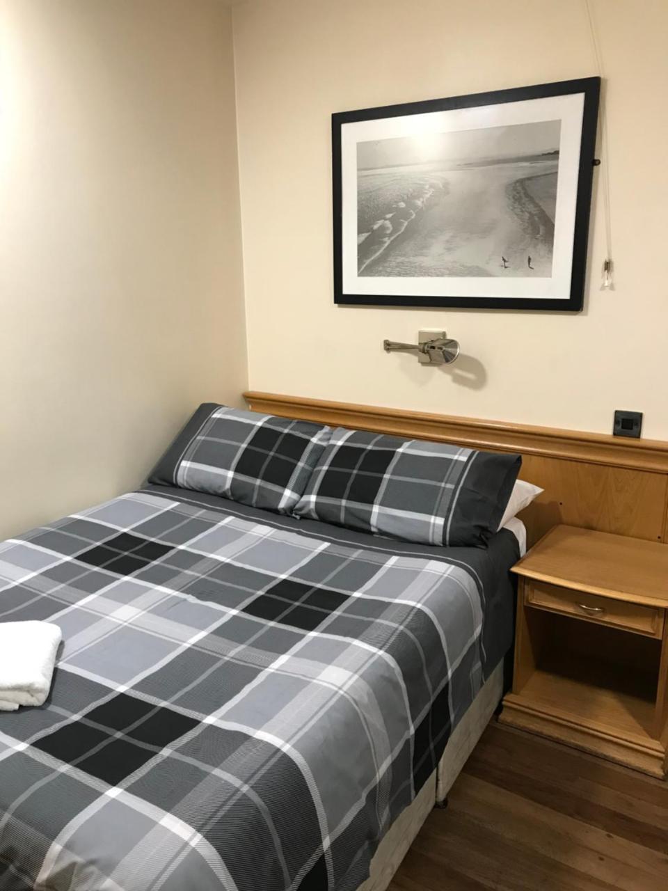 Shanahans With Sports Bar Bed & Breakfast